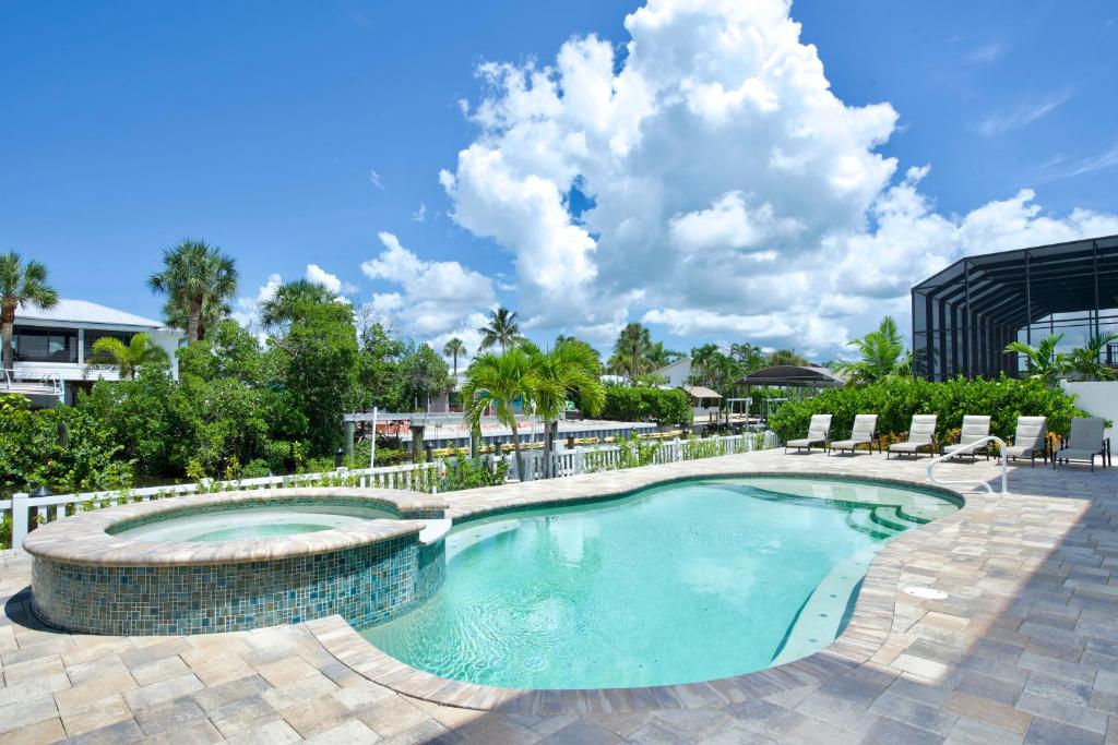 Memories on Madison by Sun Palace Vacations, Fort Myers Beach