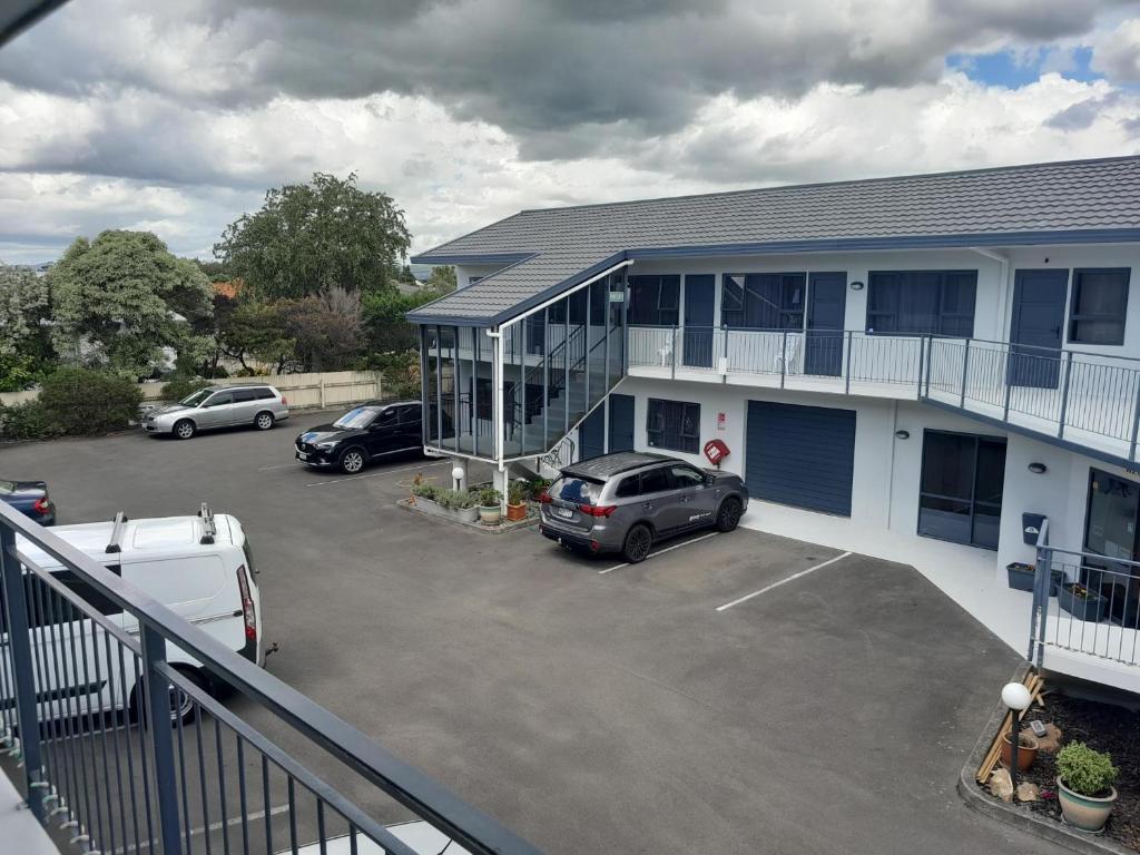Exterior view, Abode Motel in Palmerston North