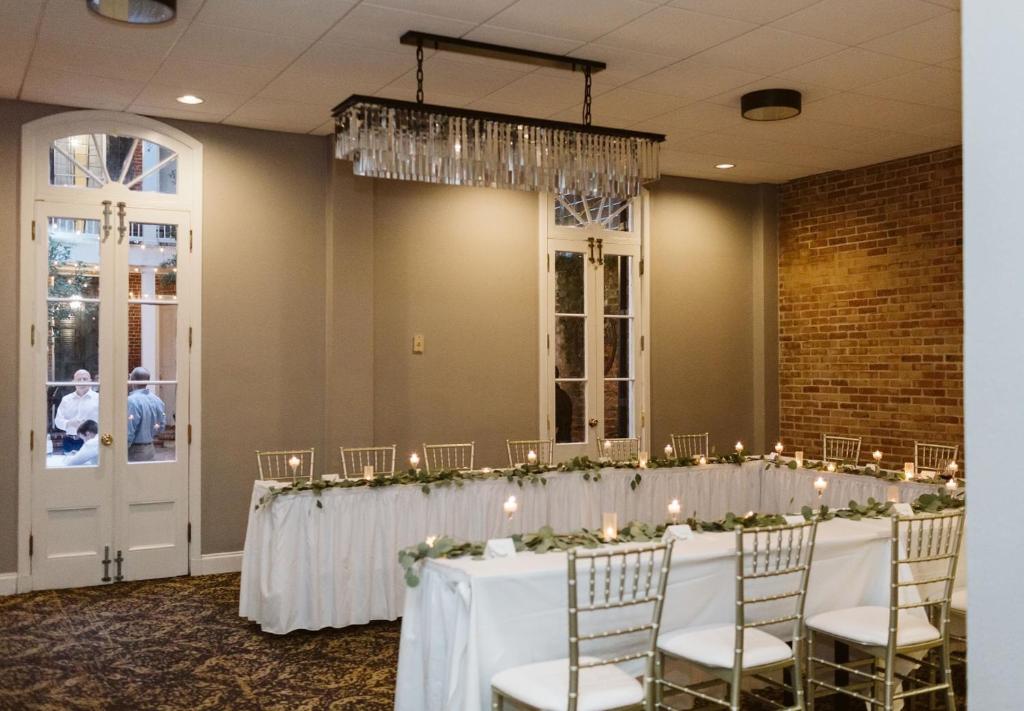 Tárgyalóterem/bálterem