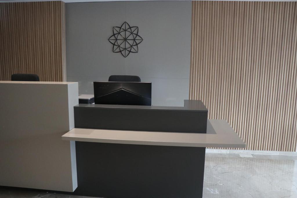 Sunflower Hotel Apartments — Hotel building in Larnaca, Larnaca Region