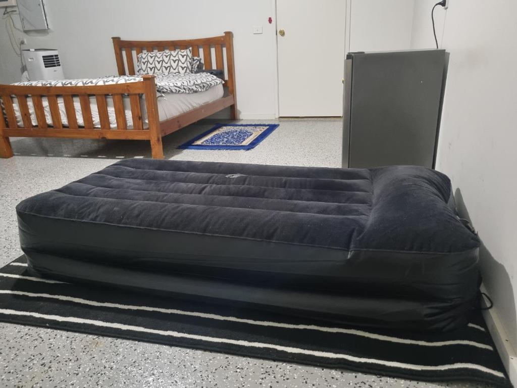 Garage converted into a room, Truganina