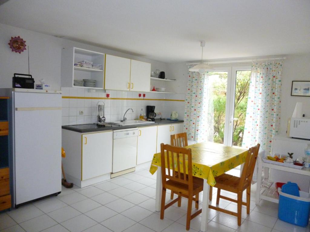 V0544 - Vias Plage - 85m2 villa avec jardin, piscine privé dans résidence - 3