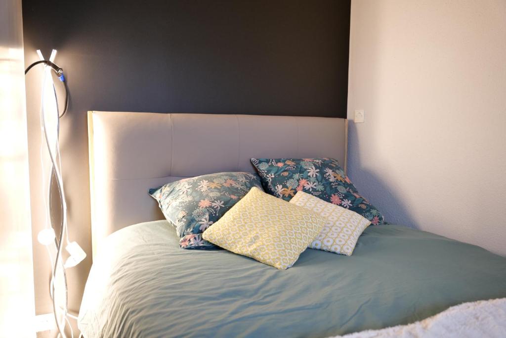 Appartement avec piscine commune - quartier Pironnière - 4 personnes - 5