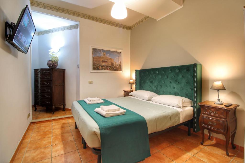 Biscione Large Apartment - Campo de Fiori by YourHost - 2