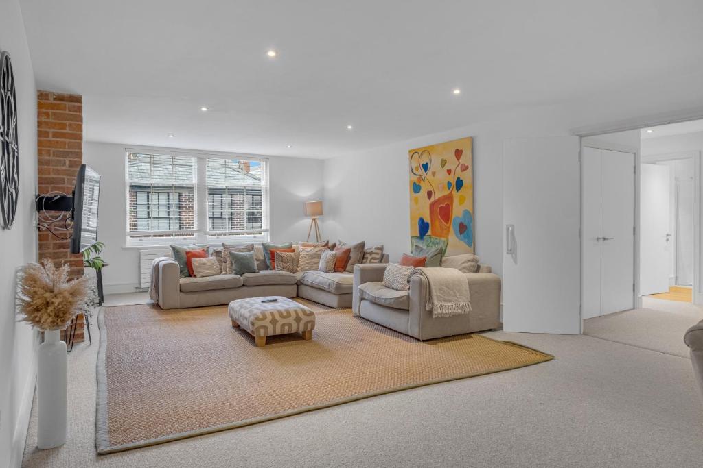 The Jade Suite - The Jewellery Suites, 3 bed 3 bath, Birmingham