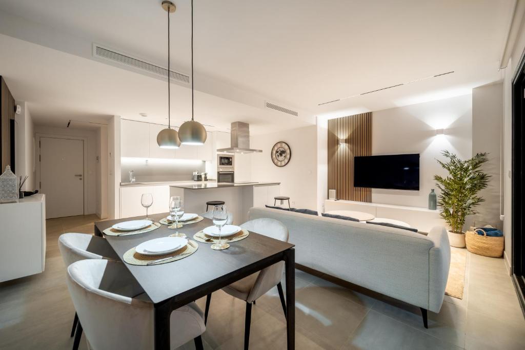 Modern Oasis Serene Suite, Estepona