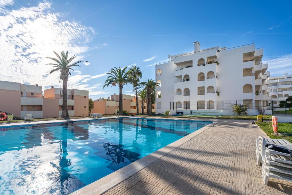 Dreaming Of Algarve, Porches