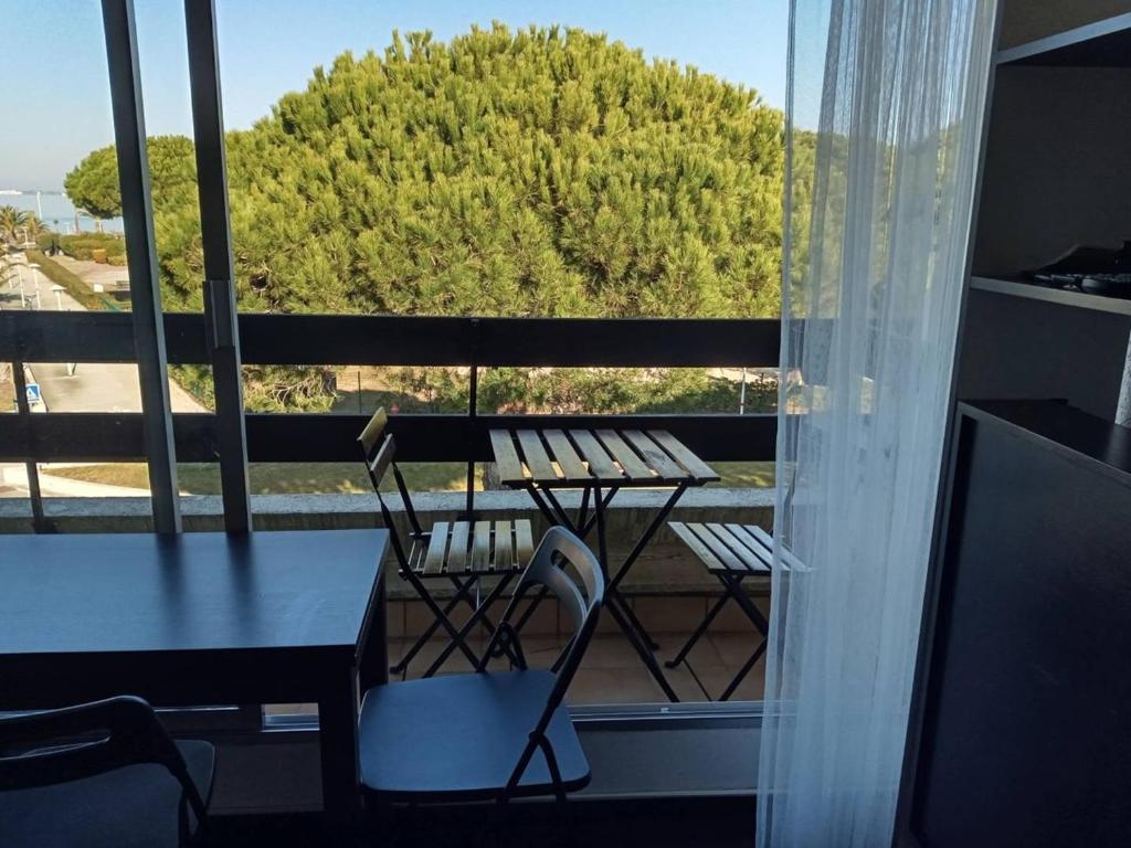 AS21549 - Studio lumineux vue mer avec piscine et parking commun - 4