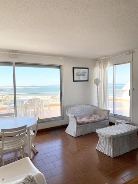 AS21543 - P2 double cabine avec double terrasse vue mer et parking privé - 3