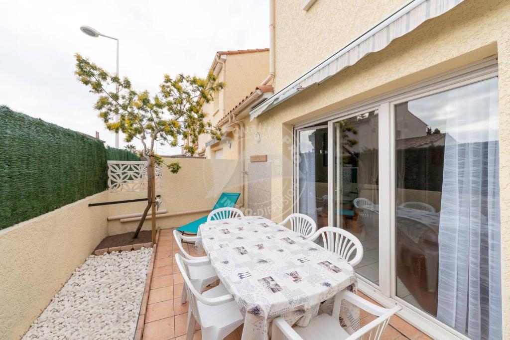 AS21493 - Villa P3 avec terrasse et solarium - 2
