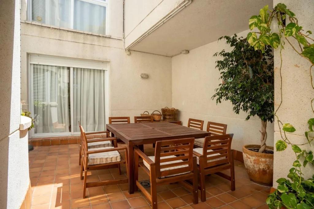 Comfortable House in Sitges with Shared Pool - 2