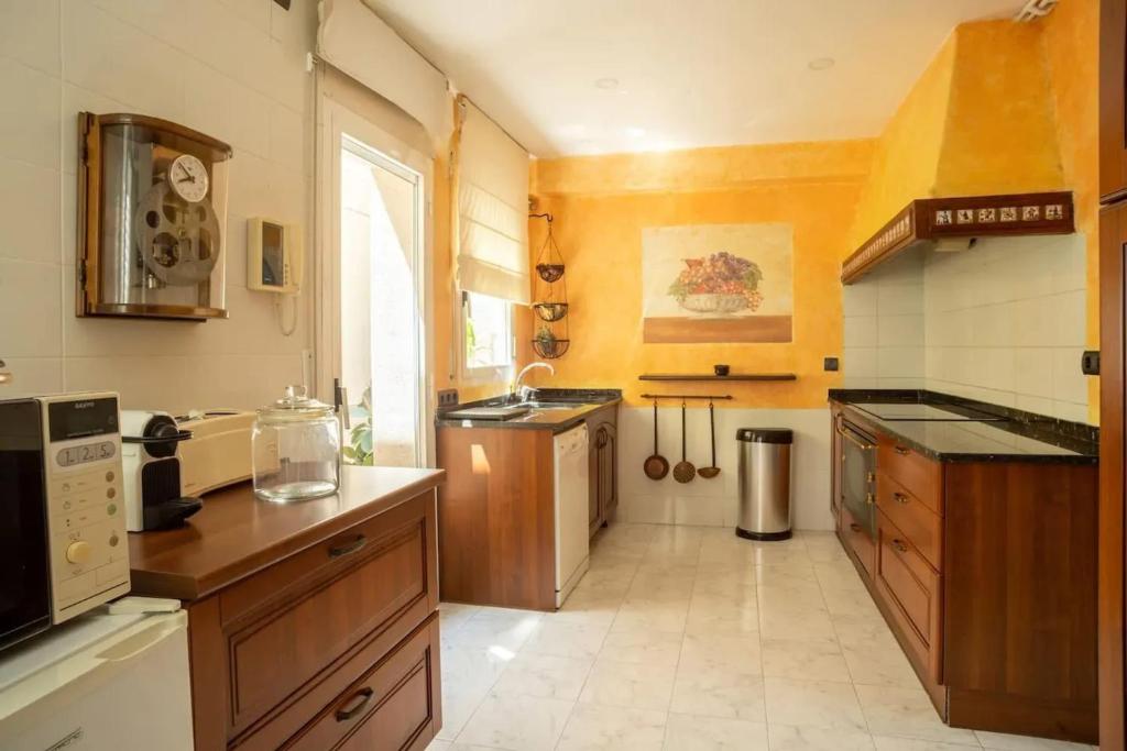 Comfortable House in Sitges with Shared Pool - 4
