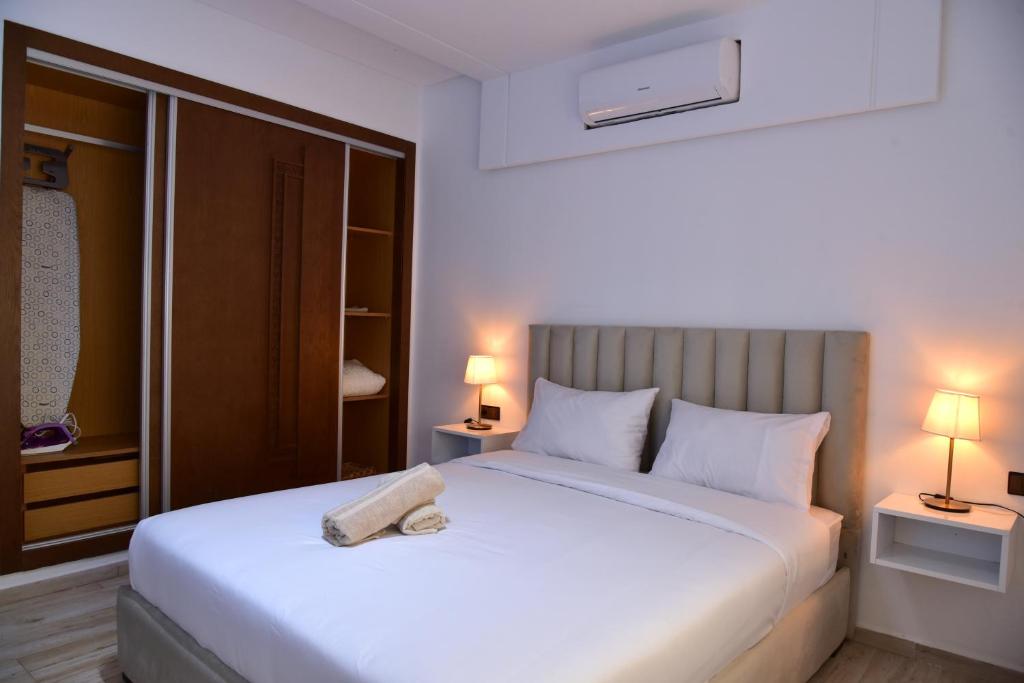 Stylish & Modern 2-BR Apt in Centre Ville Kenitra, Kenitra