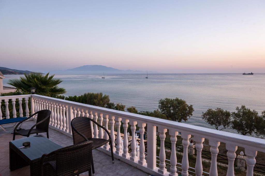 Laura Beach House — Beach in Alykes, Ionian Islands