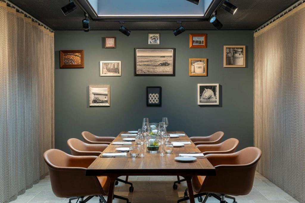 Tárgyalóterem/bálterem