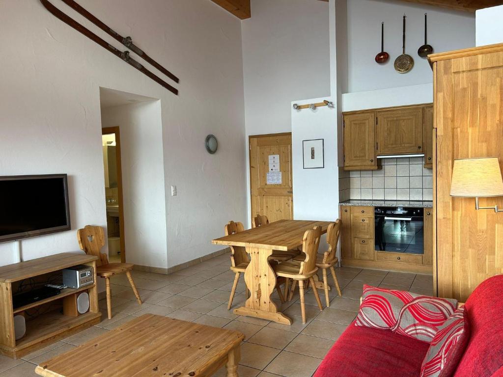 Pleasant apartment with balcony - 2