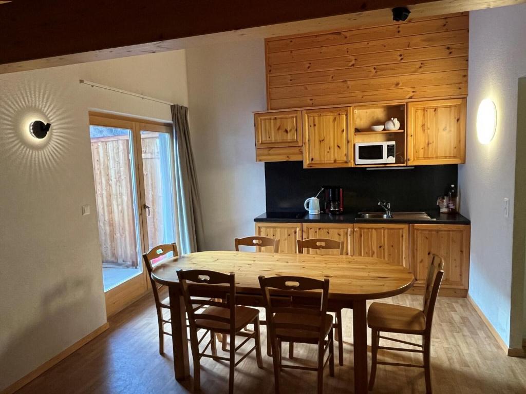 Awesome apartment near ski slope - 3