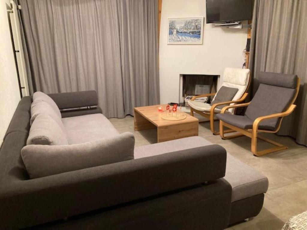 Apartment in Les Mélèzes near Gondola - 2