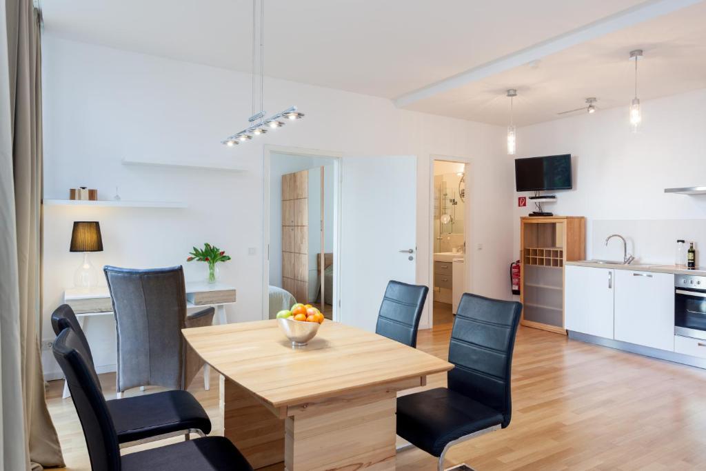 Facilities, Modern Apartment in the Luxury Complex Marthashof in Berlin