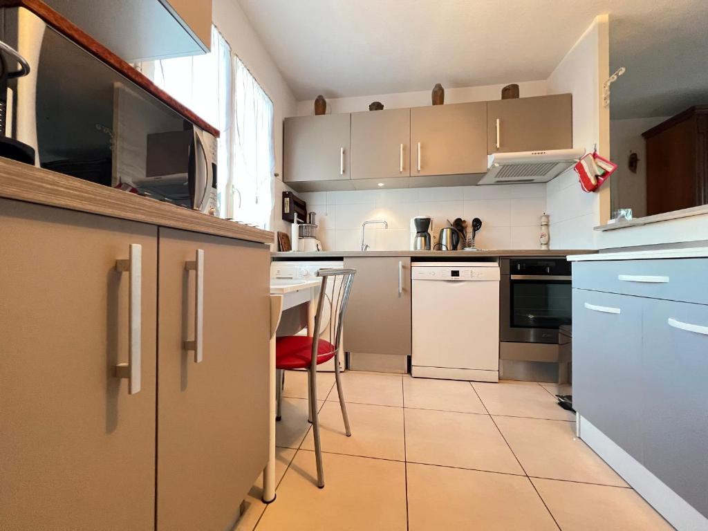 Appartement central 2 chambres, balcon, parking à Arcachon - FR-1-474-273 - 4