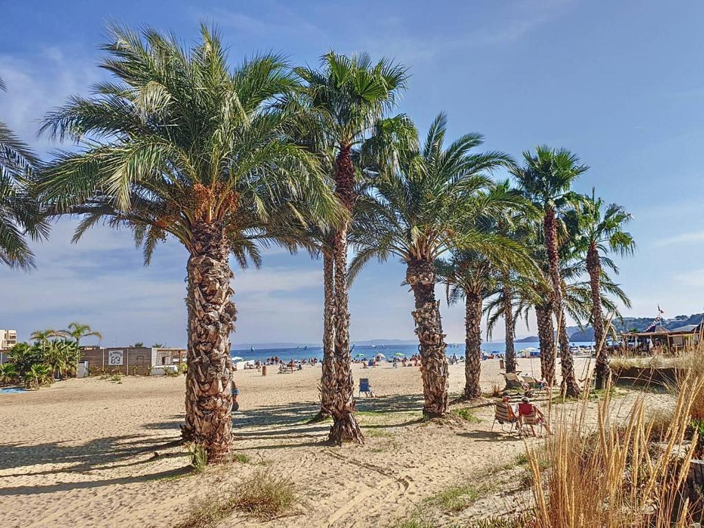 Maison climatisée avec grand jardin, proche plage et commerces - FR-1-610-102 - 2