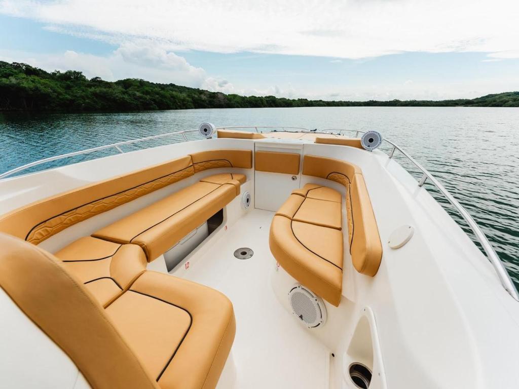 Lancha Para 14 Personas - Cholon - Islas del Rosario - Cartagena - 5