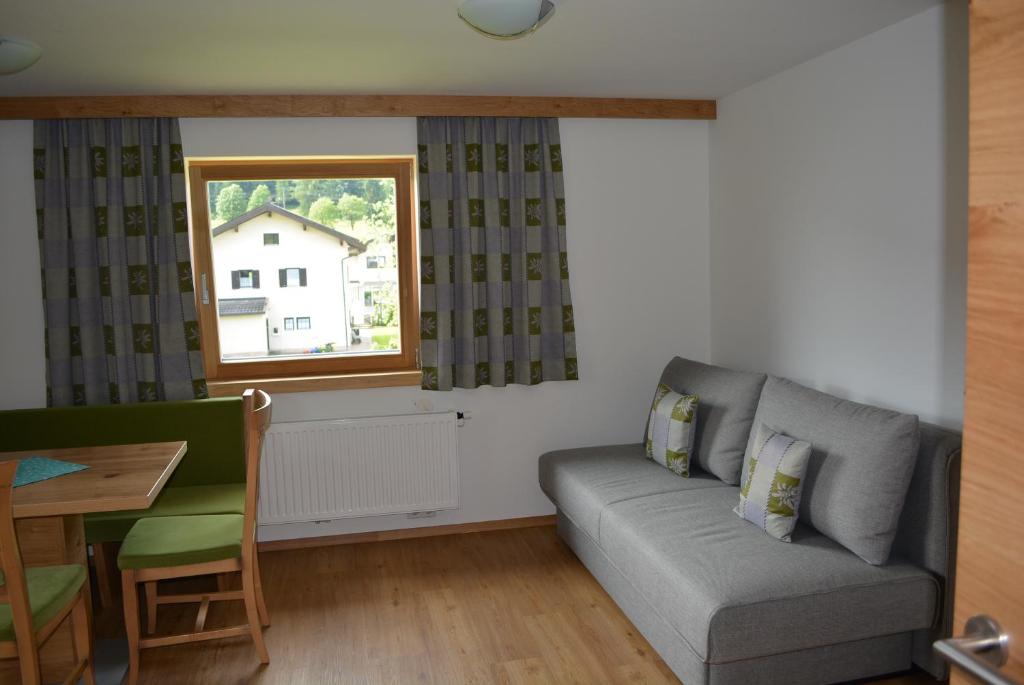 Hotel Edelweiss - 4