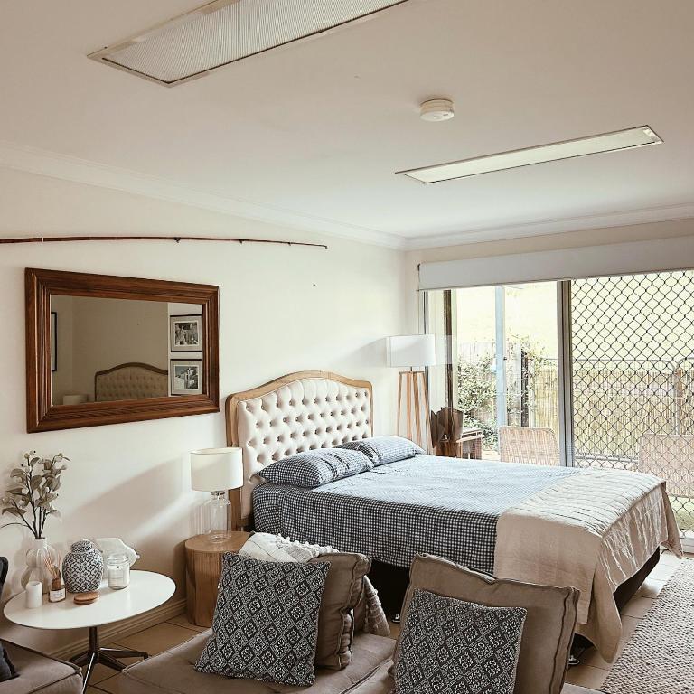 Studio 45, Nelson Bay