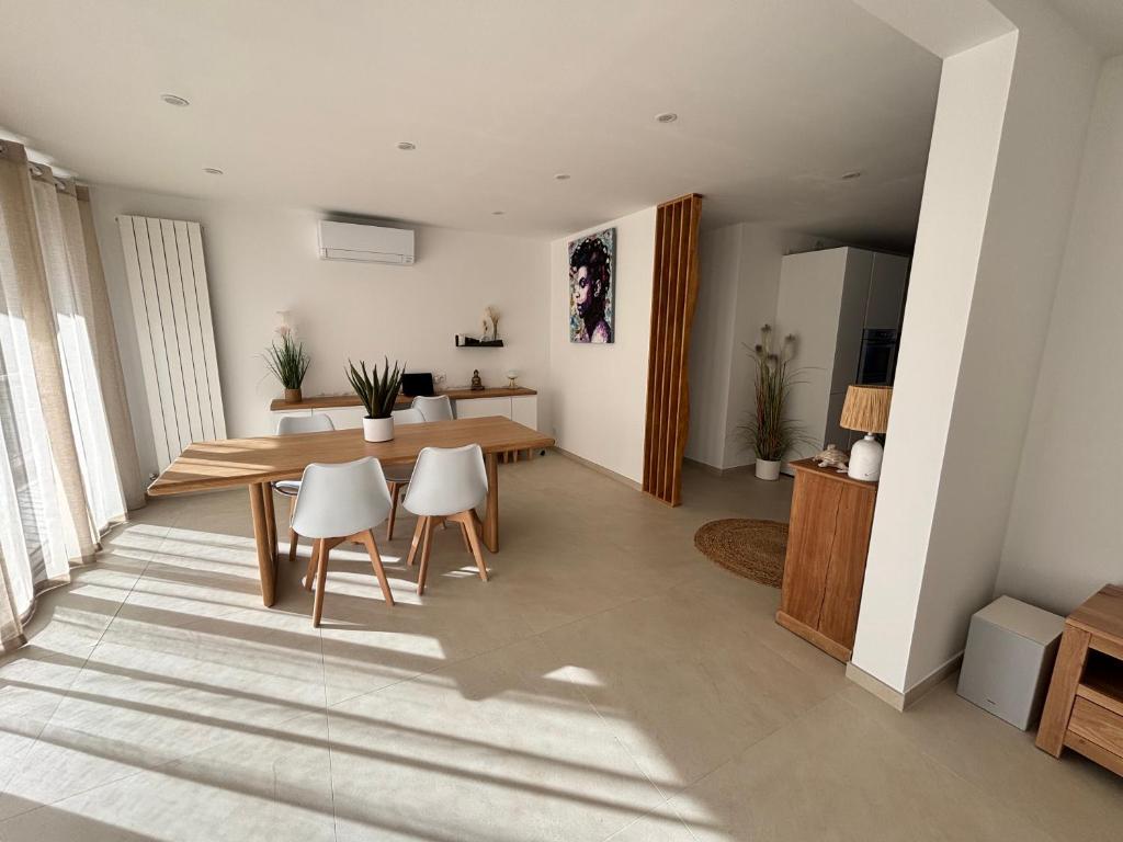 Appartement proche plages et parcs attractions Fréjus - 1