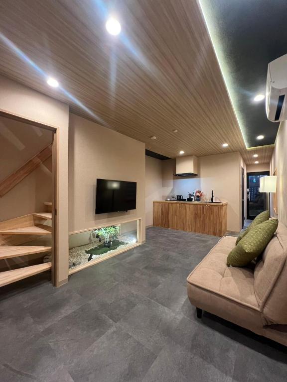 simotera 下寺, Ósaka