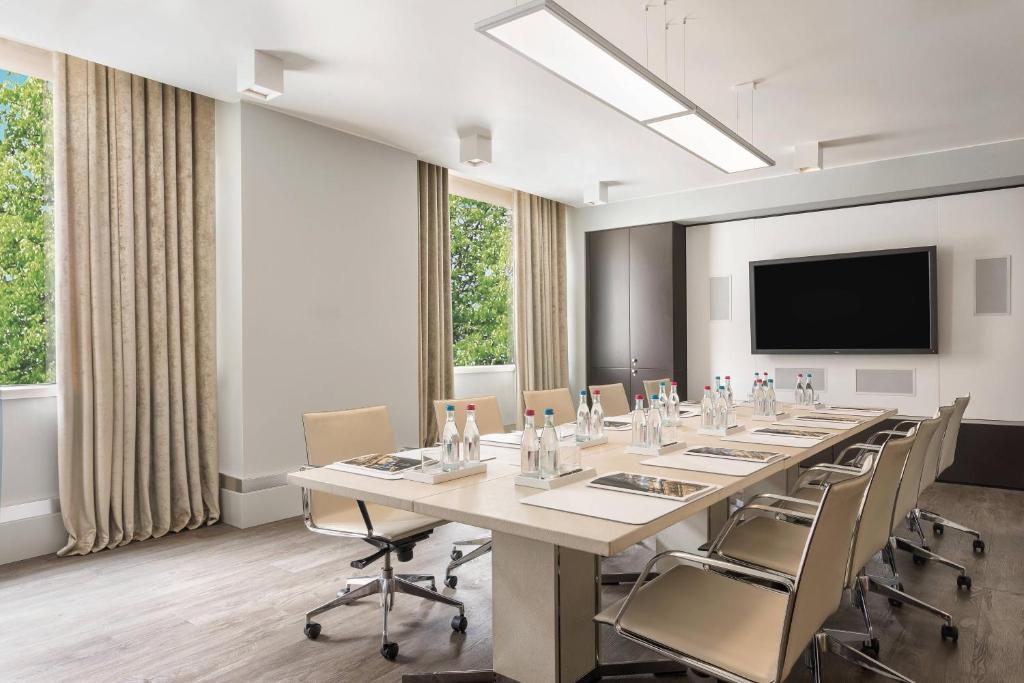 Meeting room / ballrooms