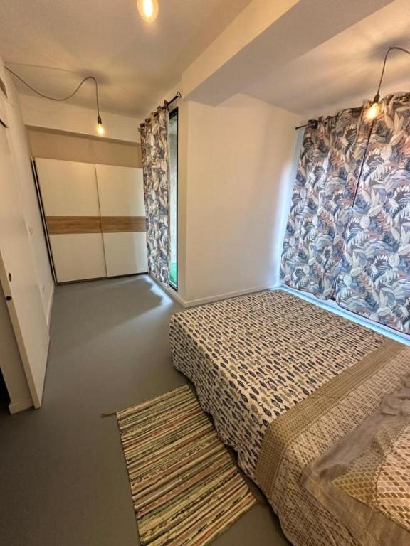 Encanto de Nazaret, Valencie