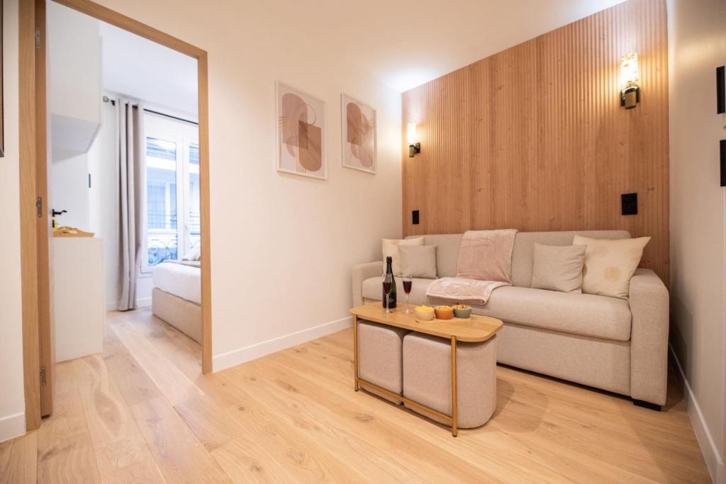 CIA - Rue de l'Étoile Haven, 4P, Paris