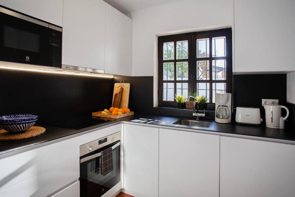 Beautiful house with garden & views in Mijas - 5