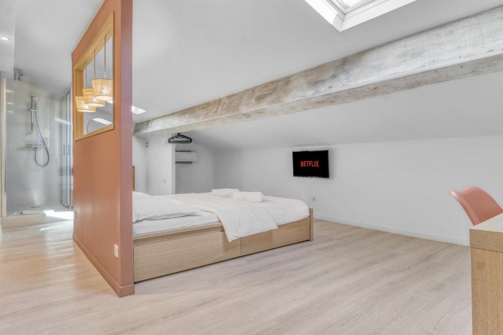 2 Bed - Ascenseur - 2 min du Palais - Climatisé - 4