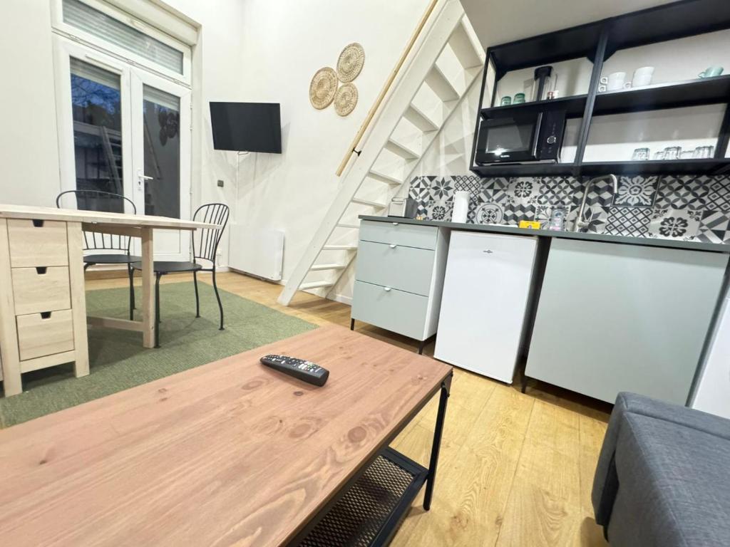 Cosy air-conditioned studio terrace - 2
