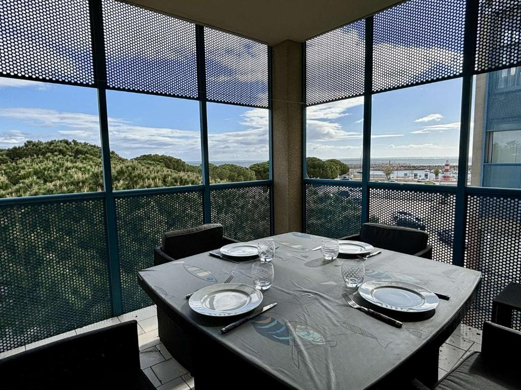 Appartement situé au port 2 pièces 4 couchages AR250-302 - 1
