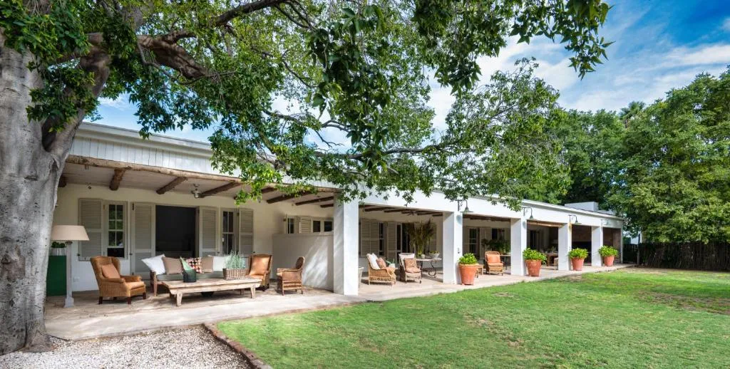 Langhuis Guesthouse, hotel v destinaci Graaff-Reinet