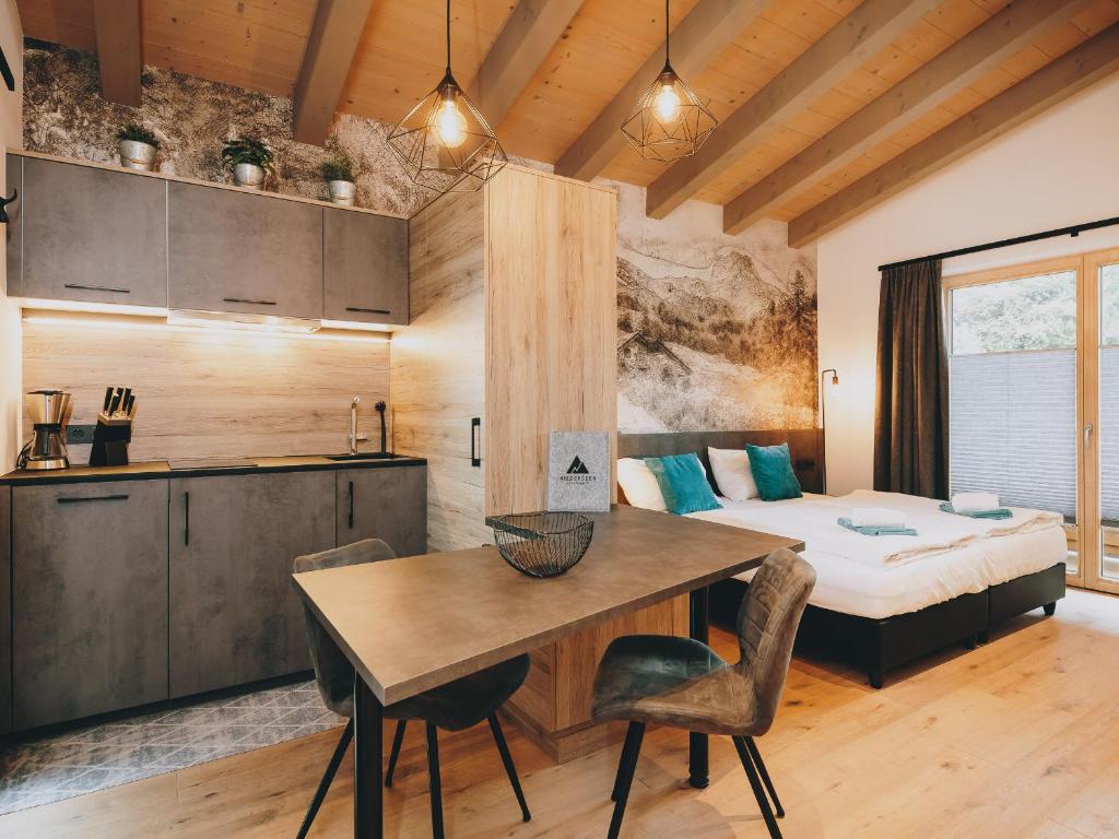 Studio Niederseer by we rent, JOKERCARD INCLUDED - 3