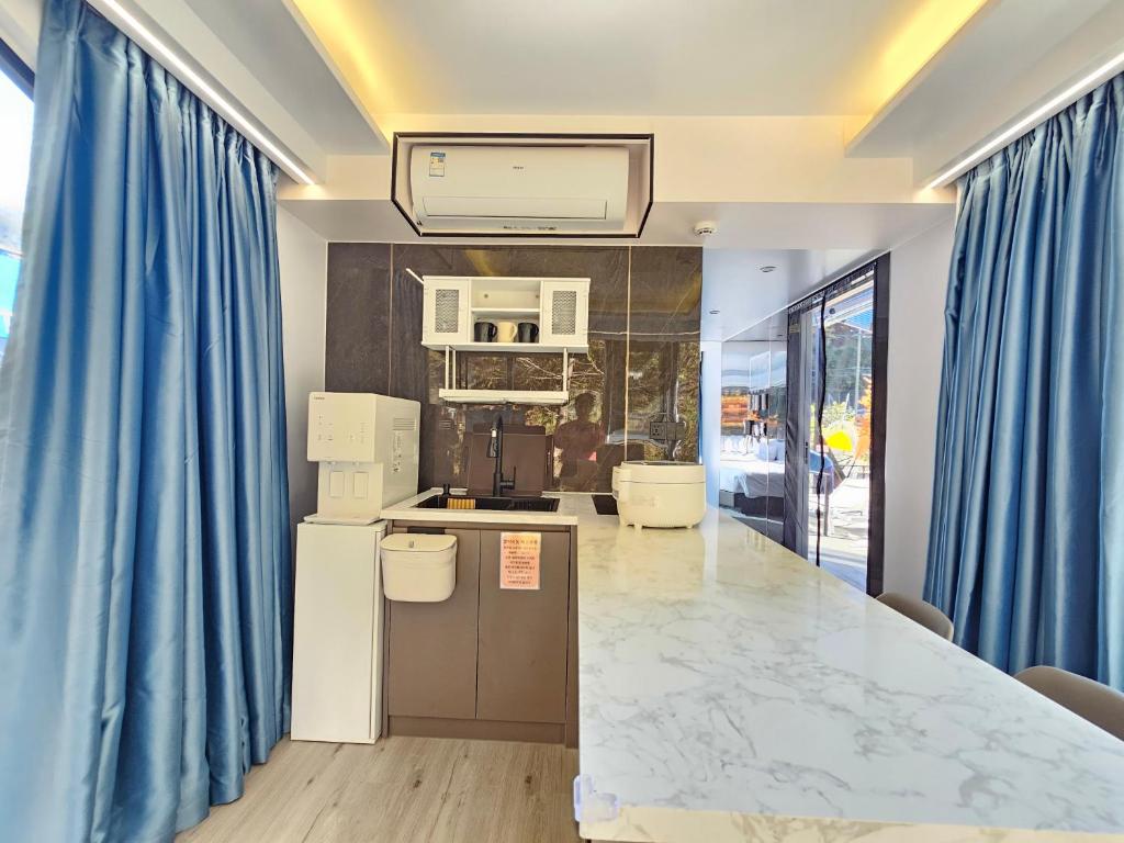 갤럭시엑스 호텔형 카라반 글램핑 & 펜션 (Galaxy-X Hotel-type Caravan Glamping & Pension)