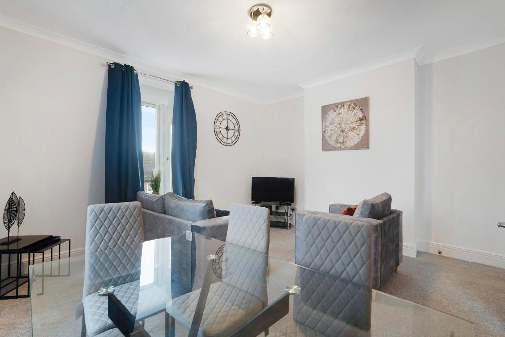 NEW! 4BR in Spencer street, Percy Main