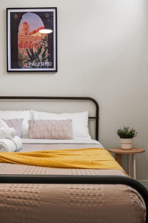 Private Lower Suite, Sleeps 4, Queen Bed, Netflix, Parking, Balzac