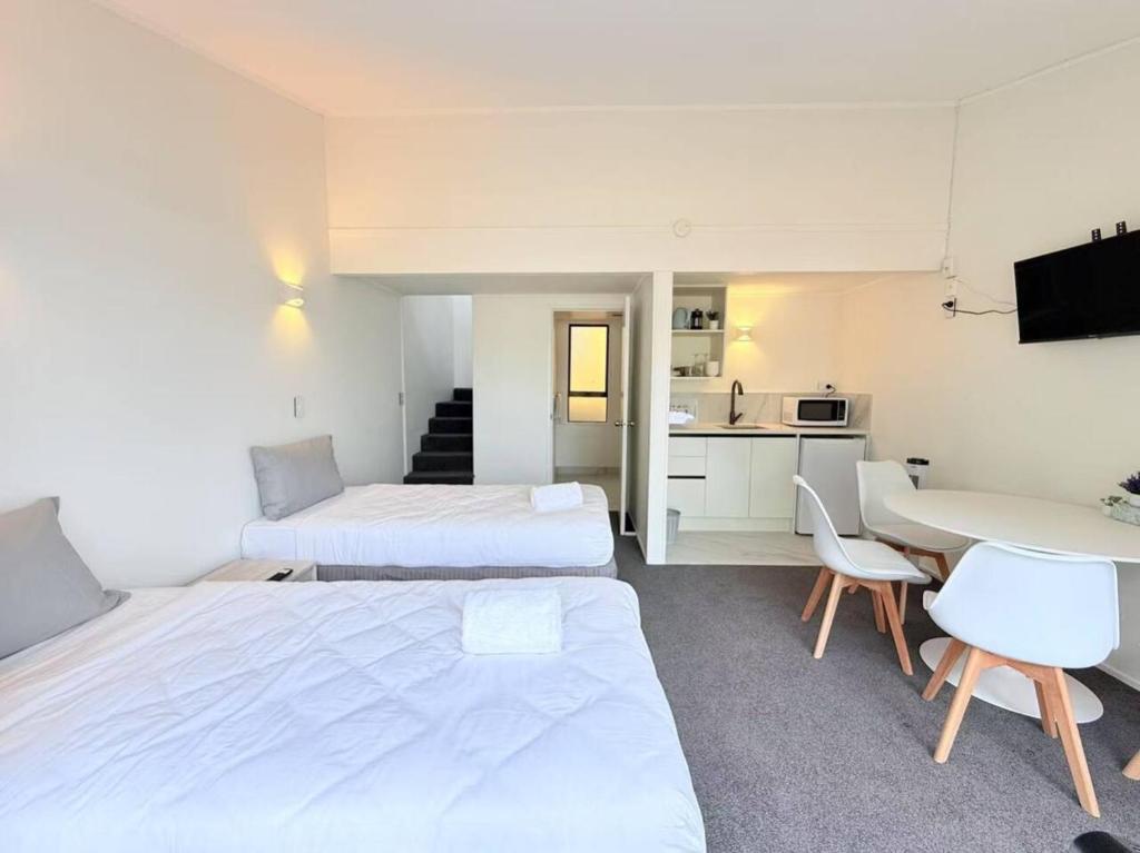 Unit 2 Fenton Sumner Lodge, Rotorua