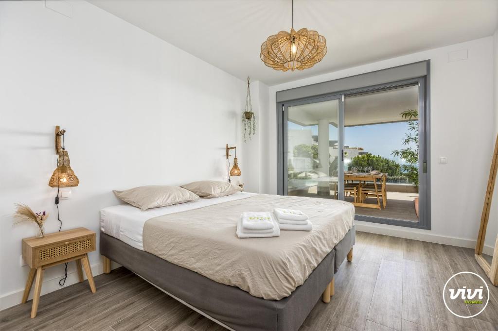 ViVi Homes - Casa Ferli Marbella Pool, Garden, Golf & Sea View - 4