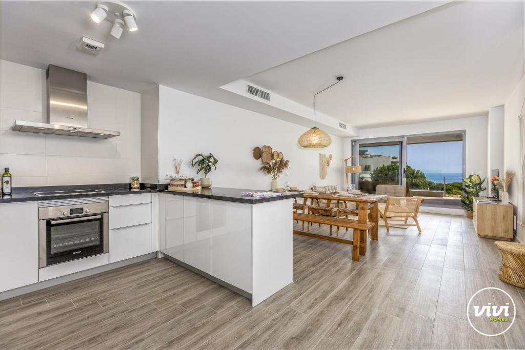 ViVi Homes - Casa Ferli Marbella Pool, Garden, Golf & Sea View - 3