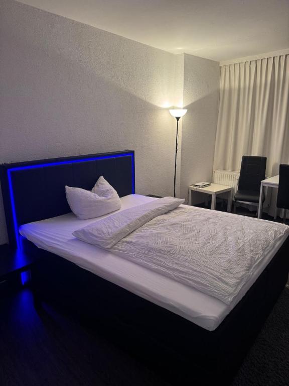 Tower Suite Hotelturm Augsburg - 4