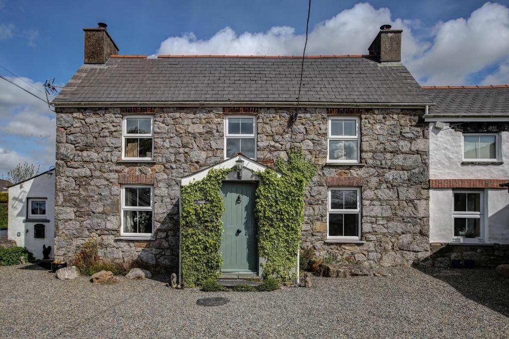 Upper Calffield Farmhouse, Haverfordwest