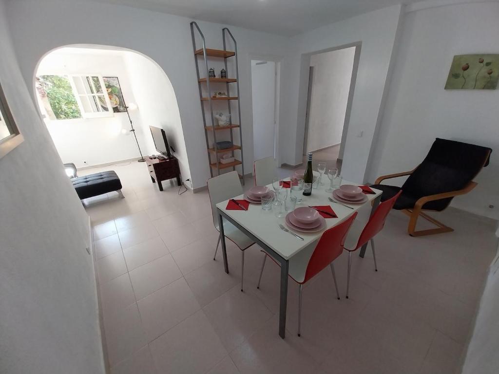 2 bed apt 10min walk to beach - 5