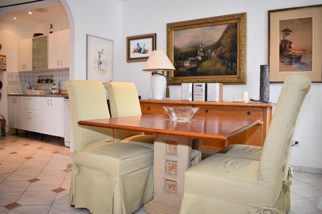 Villa Columba - 4 Star Deluxe Apartments - Sea-Front & Panorama View 전경