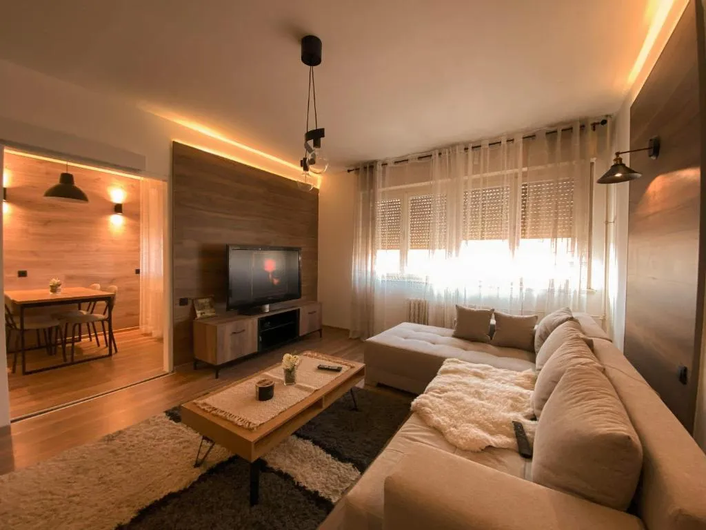 Bagi Apartmani, מלון בRaška